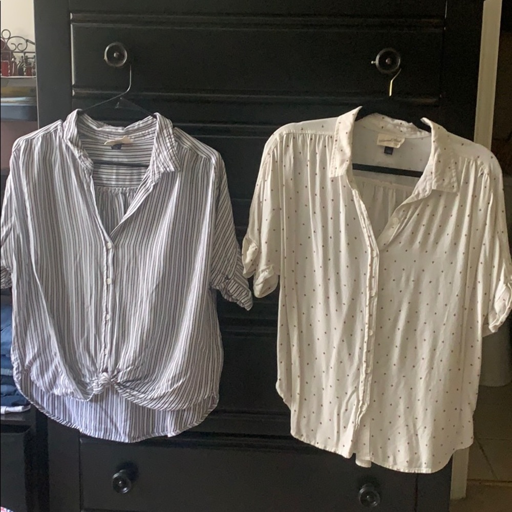 TWO!!! Universal Thread Buttonup Short Sleeve